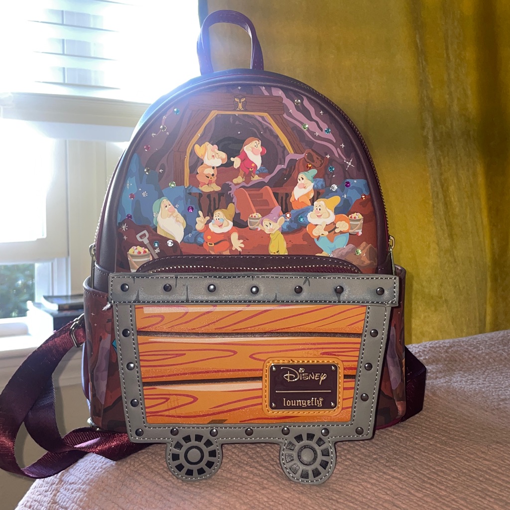 Loungefly Snow White Collectors Edition